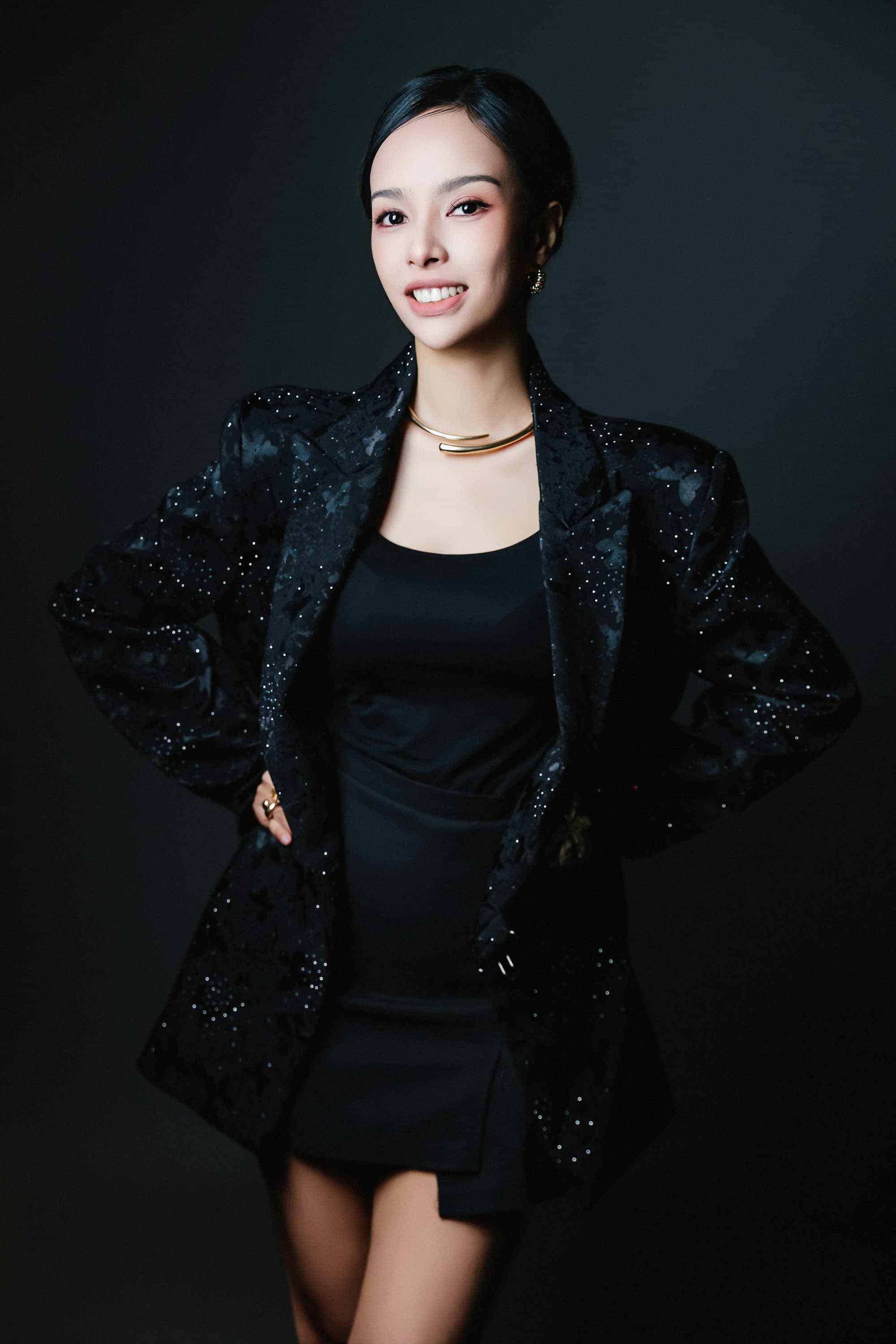 dr. Maya Syafira